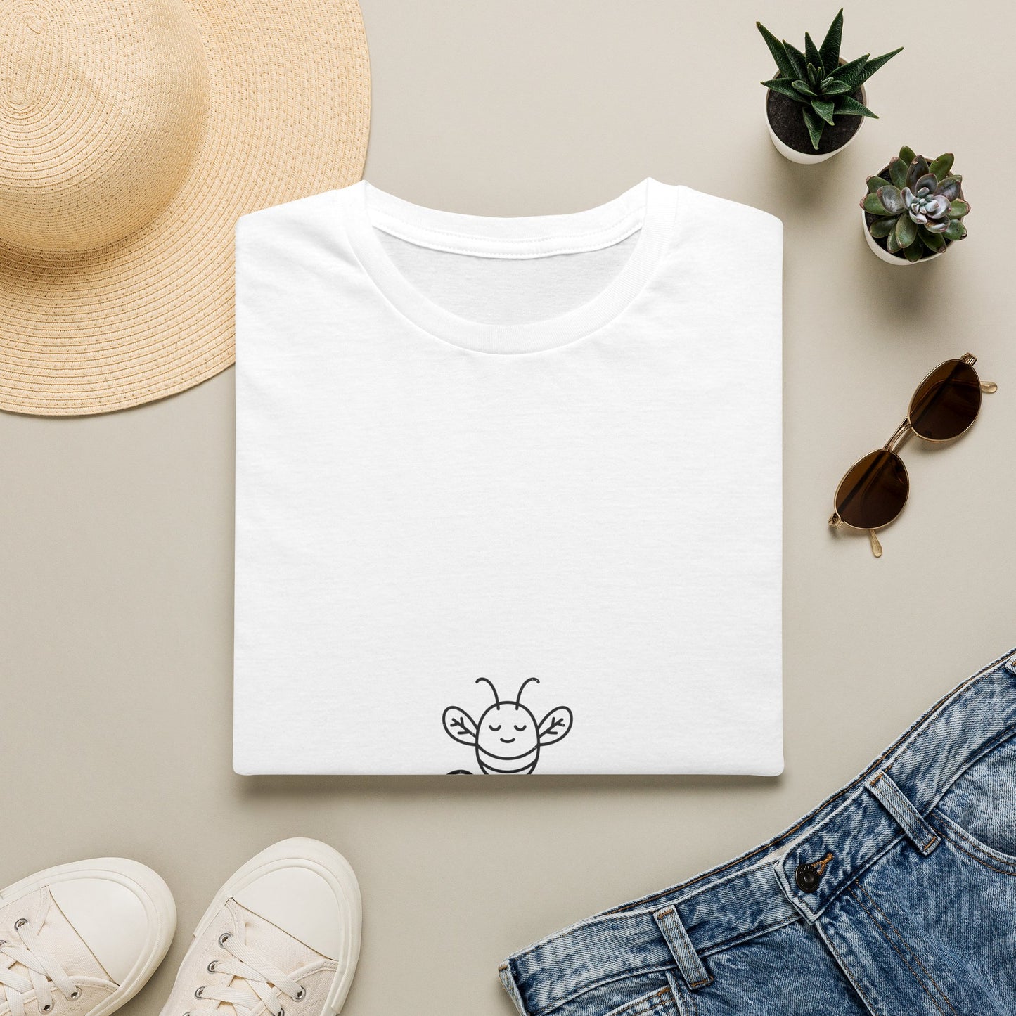 Cute Bee Pocket T‑Shirt — Minimalist 'Pollinator' Graphic Tee